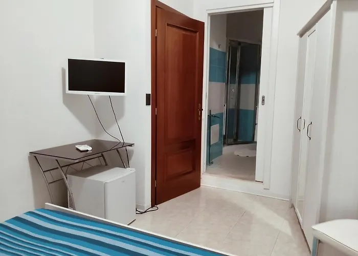 Mare E Sabbia Alojamento de Acomodação e Pequeno-almoço 3*